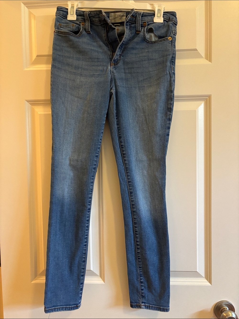 Universal Threads High Rise Skinny Jeans